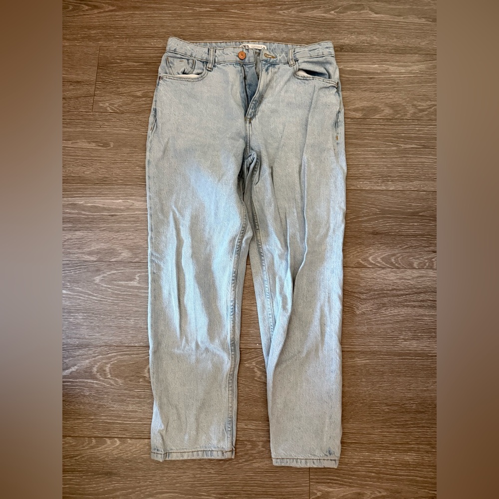 Zara Relaxed Fit Jeans in Light Blue